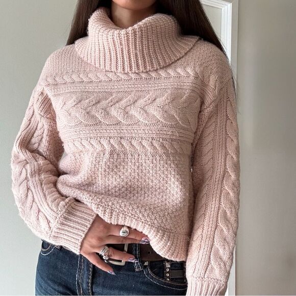 cable knit pink high neck preppy minimalist preppy sweater - Picture 1 of 4